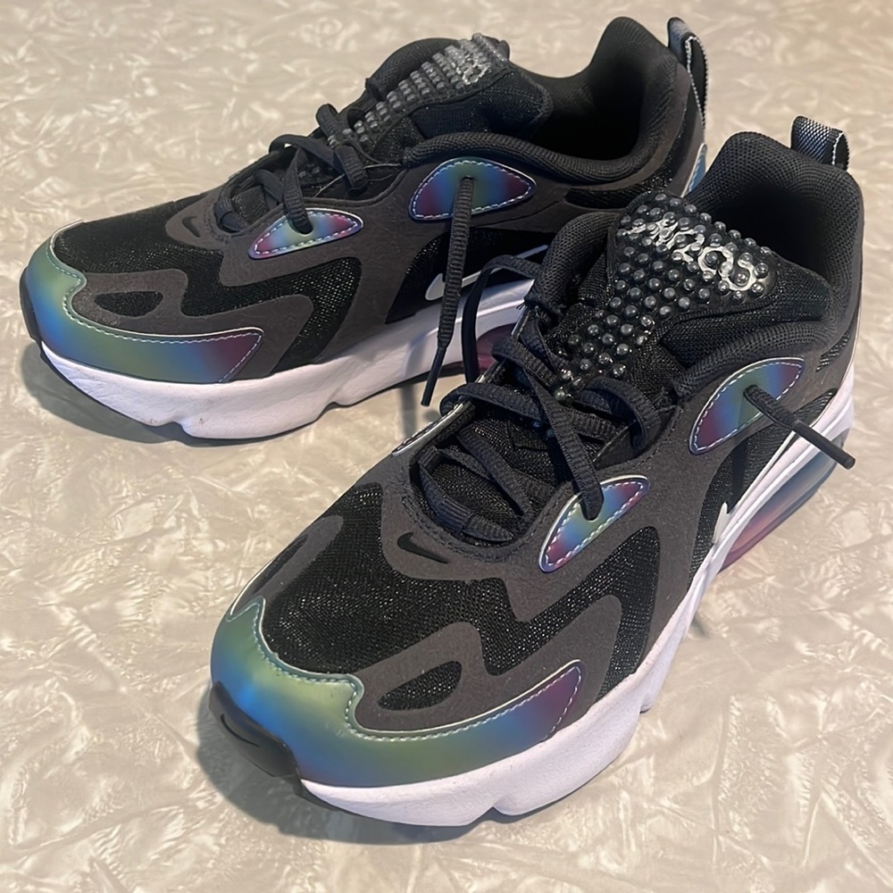 Nike Air Max 200 20 (GS) Running kids Shoe size 4Y *New Never Worn*